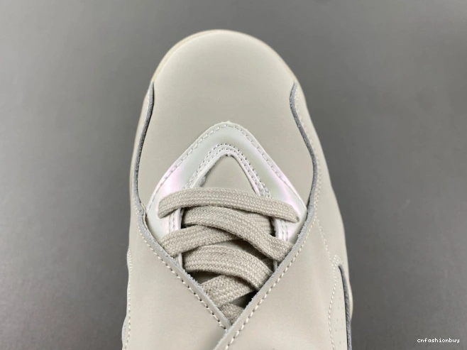 8 Champagne Jordan 832821-030 Retro 0809